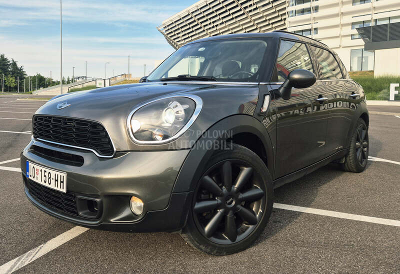 MINI Countryman COOPER S AUT 4WD