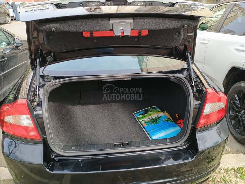 Volvo S80 D5204T