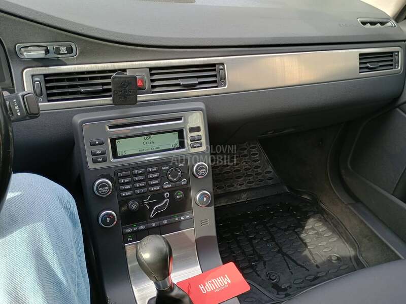 Volvo S80 D5204T