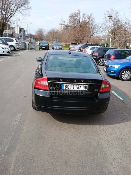 Volvo S80 D5204T