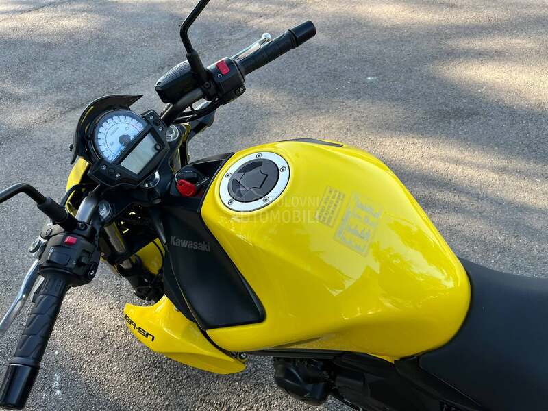 Kawasaki er6n