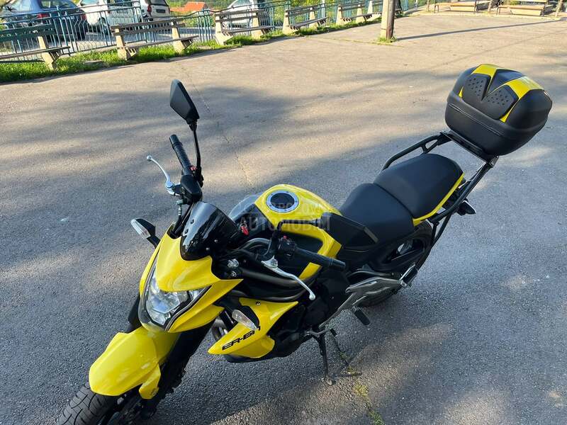 Kawasaki er6n