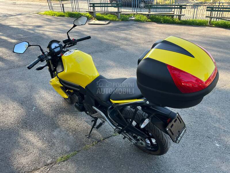 Kawasaki er6n