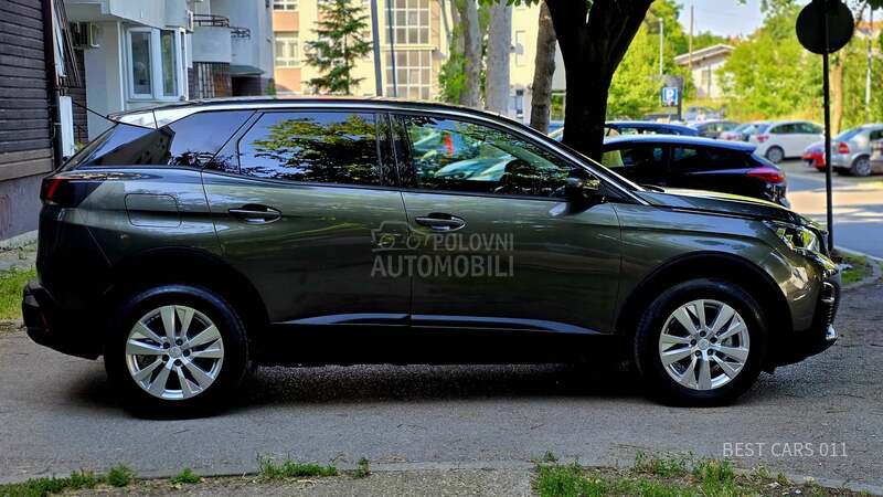 Peugeot 3008 1.5HDI ALLURE