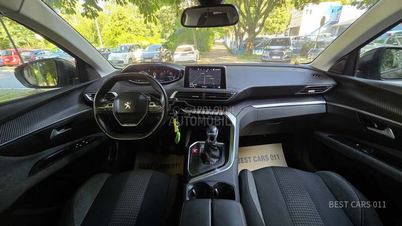 Peugeot 3008 1.5HDI ALLURE
