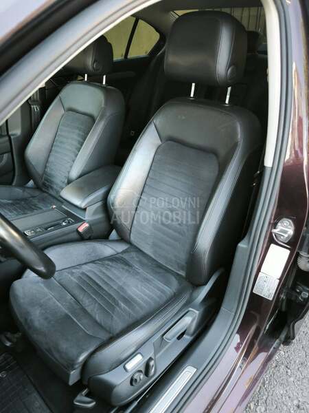 Volkswagen Passat B8 2.0TDI 190 HIGH 4MOT