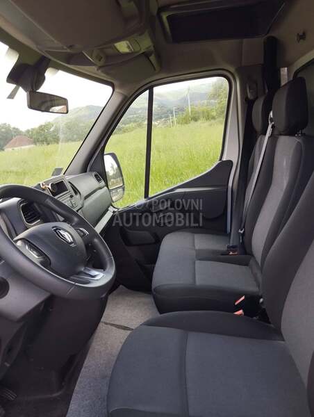 Renault Master 145