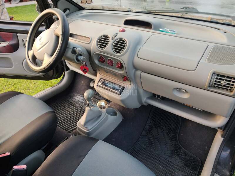 Renault Twingo 