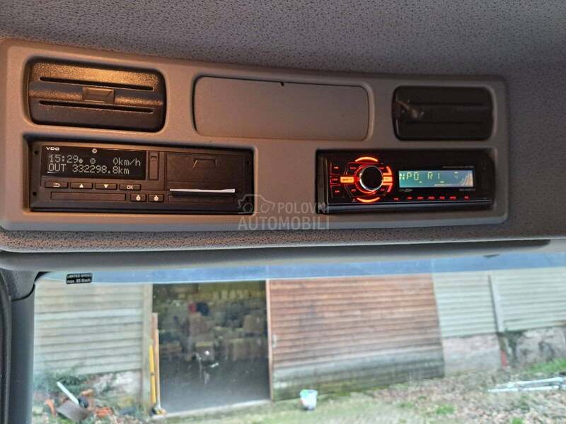 Mercedes Benz atego 818