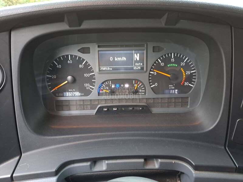 Mercedes Benz atego 818