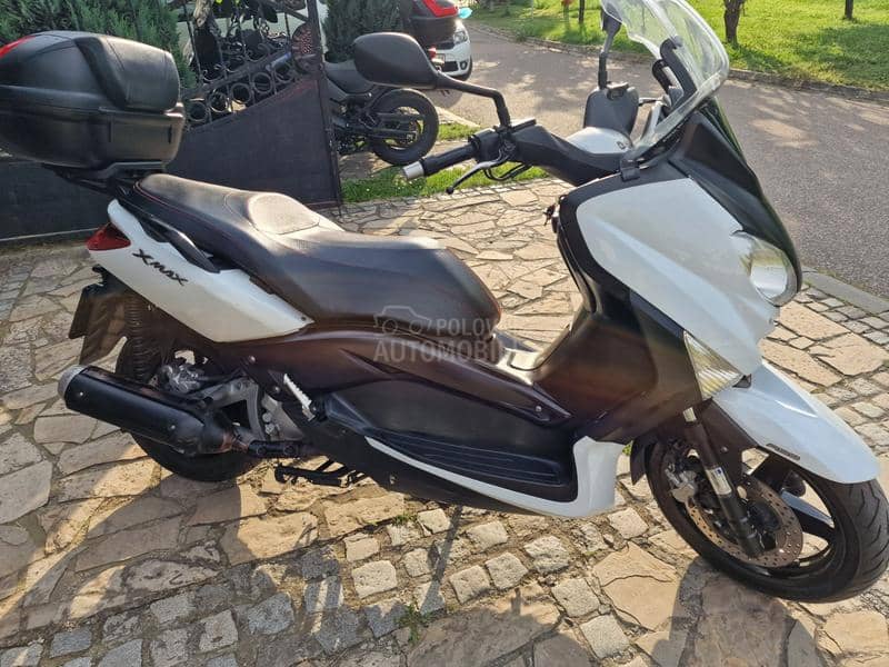 Yamaha xmax