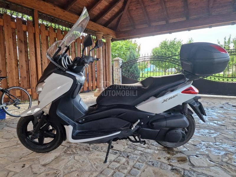 Yamaha xmax