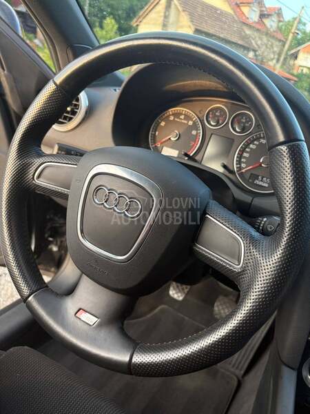 Audi A3 S-LINE 1.8 TFSI