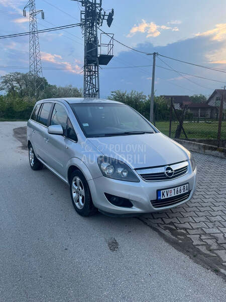 Opel Zafira 