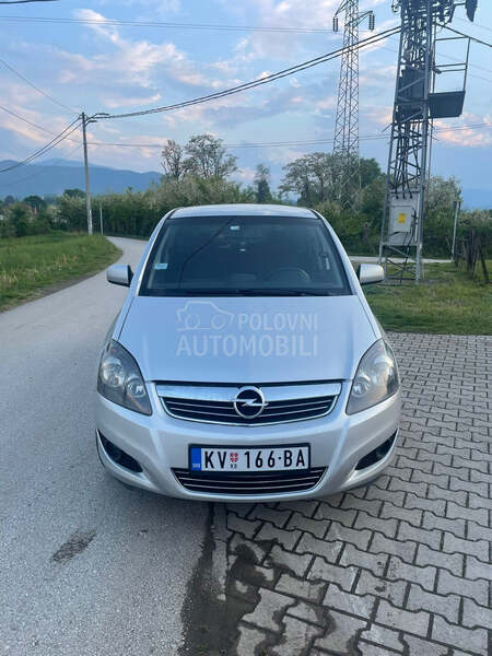 Opel Zafira 