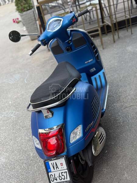 Vespa 300 Gts