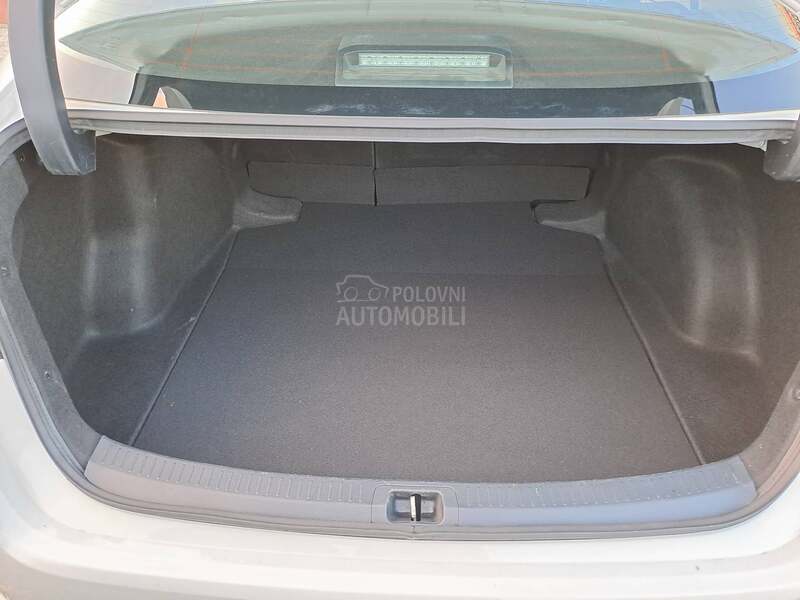 Toyota Corolla 1.5 Luna