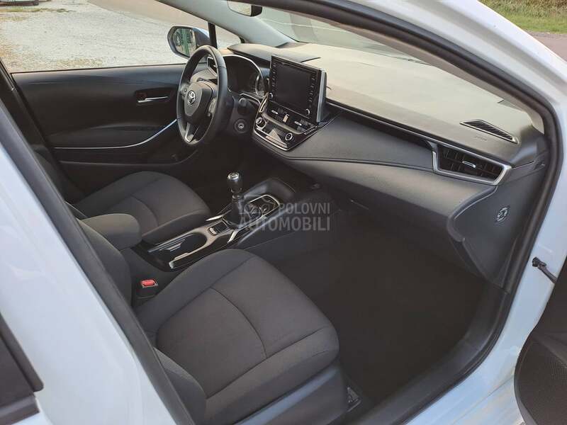 Toyota Corolla 1.5 Luna