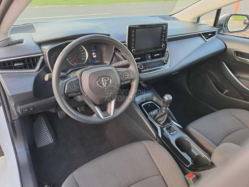 Toyota Corolla 1.5 Luna