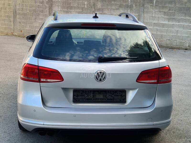 Volkswagen Passat B7 2.0 TDI DSG HIGHLINE