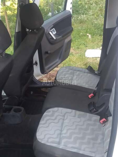 Škoda Roomster 