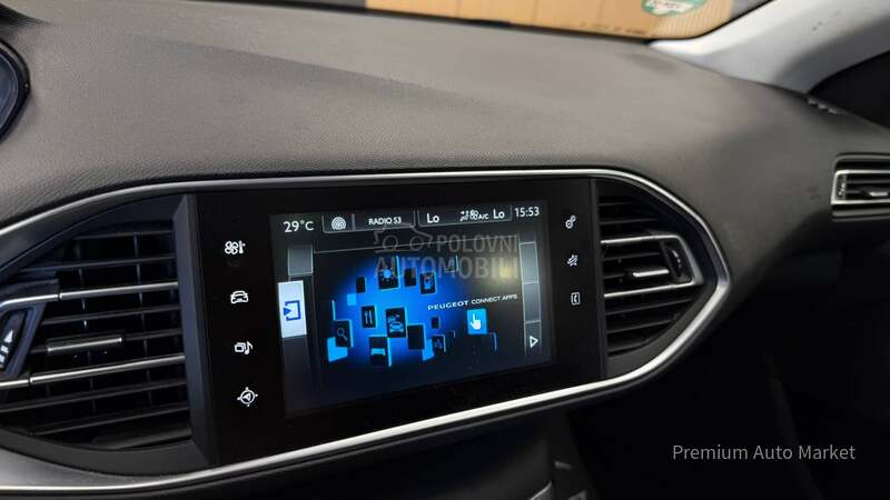 Peugeot 308 //1.6 HDI/PANO/FUL