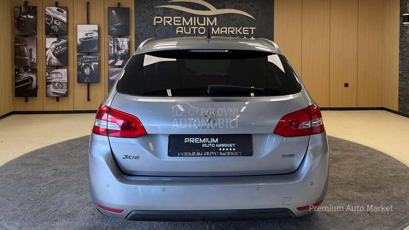 Peugeot 308 //1.6 HDI/PANO/FUL
