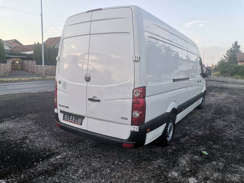 Volkswagen Crafter maksi