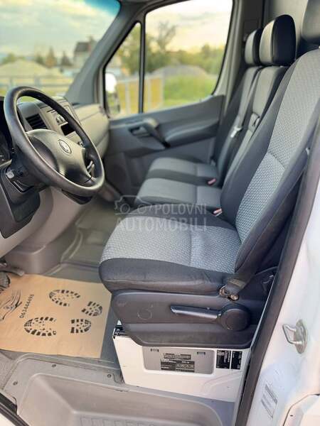 Volkswagen Crafter maksi