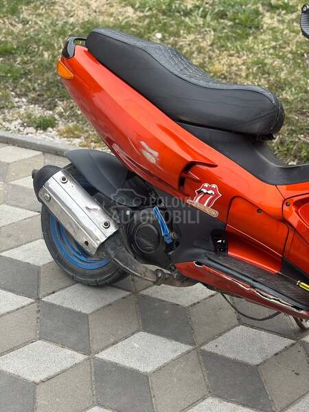 Gilera runner