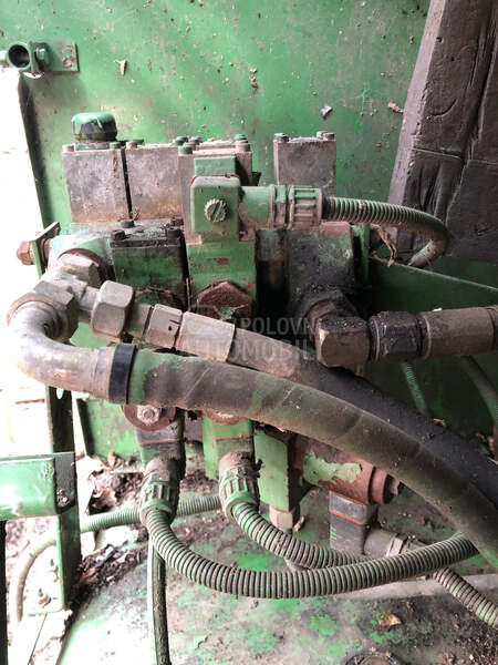 John Deere 1177