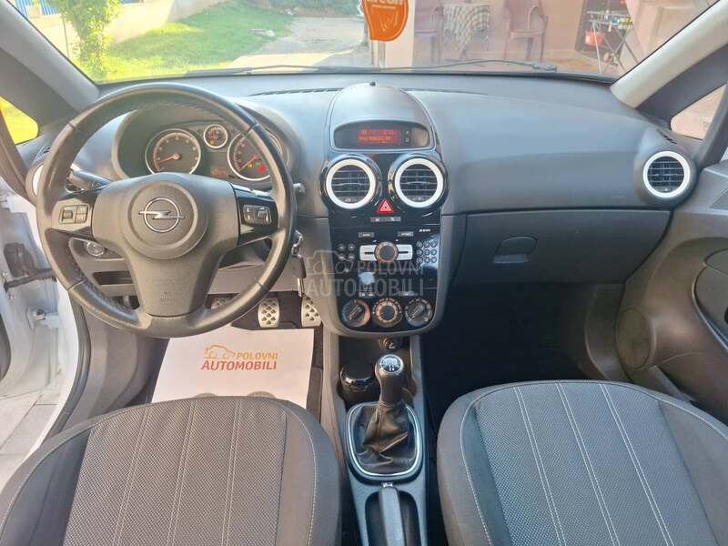 Opel Corsa D 1.4/16v/Švajcarska