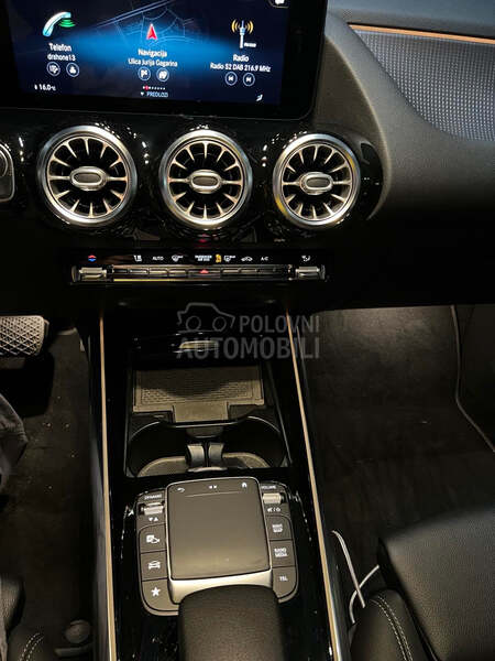 Mercedes Benz B 220 B 220 d