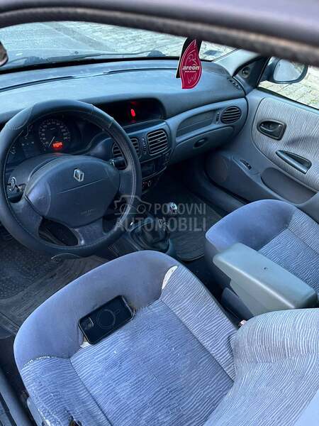 Renault Megane 1.6