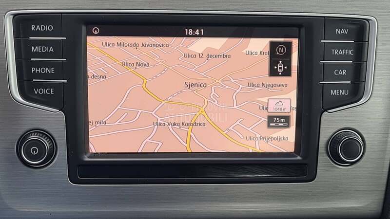 Volkswagen Golf 7 1.6TDI  BLUEMOTION