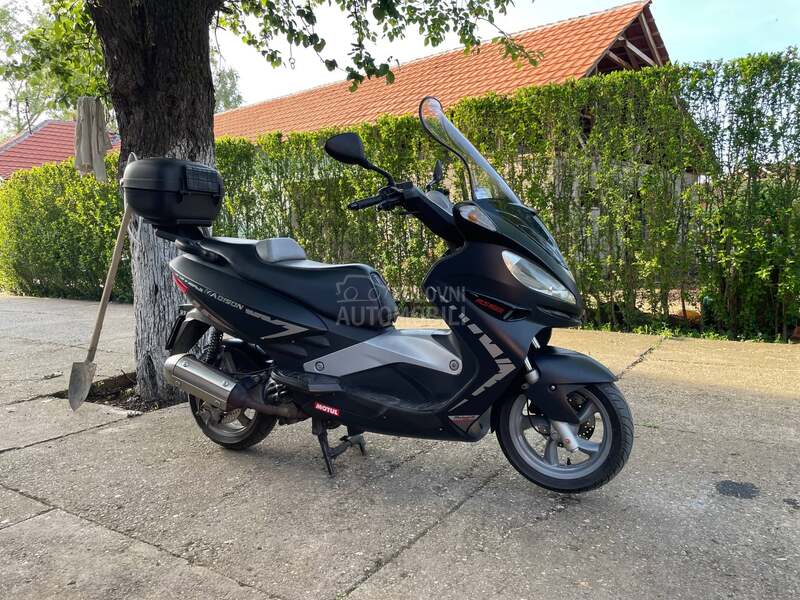 Malaguti Madison S200