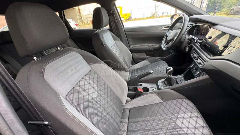 Volkswagen Taigo 1.0 TSI R-LINE