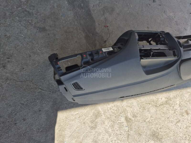 F20 Tabla sa airbegom F20