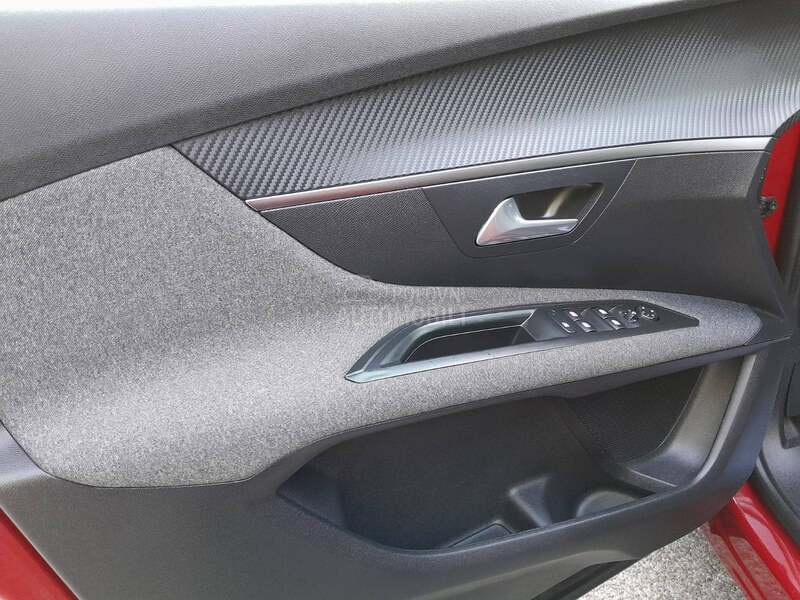 Peugeot 3008 1.6 HDI Allure