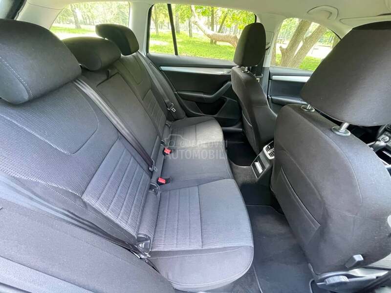 Škoda Octavia 1.6tdiLED DSG holand