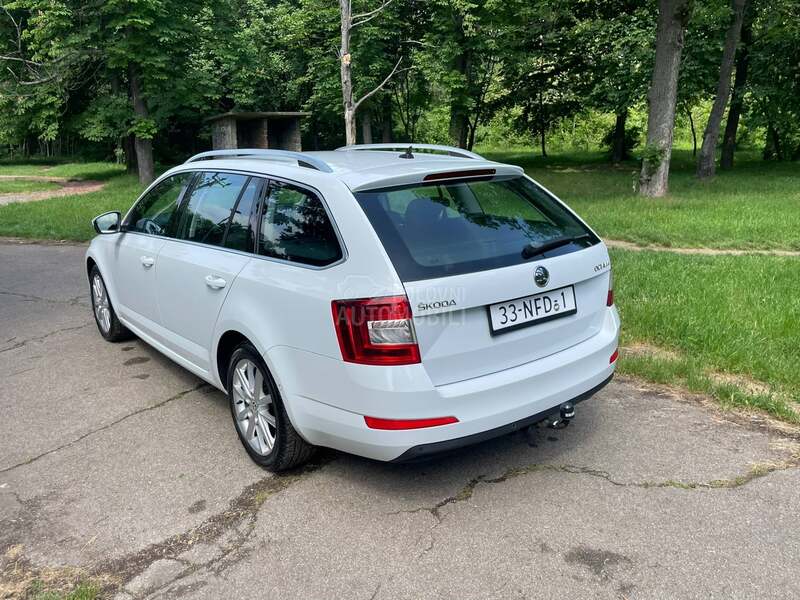 Škoda Octavia 1.6tdiLED DSG holand