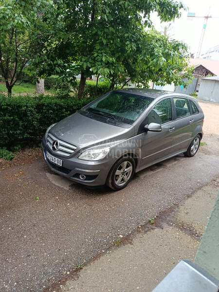Mercedes Benz B 200 2.0
