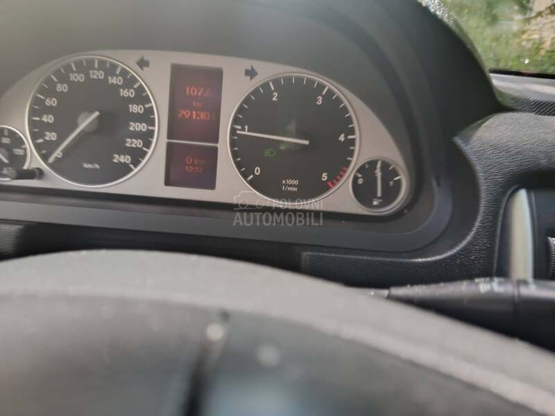 Mercedes Benz B 200 2.0