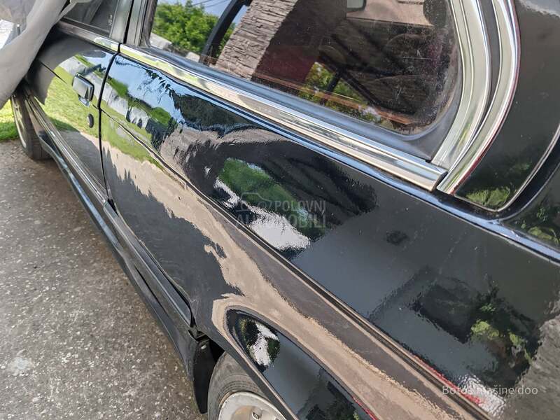 BMW 320 i Turbo