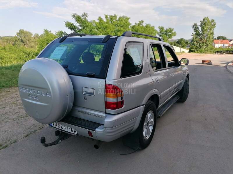 Opel Frontera 2.2 DTI