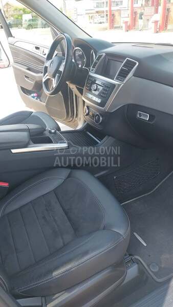 Mercedes Benz ML 350 BLUETEC 4 MATIC