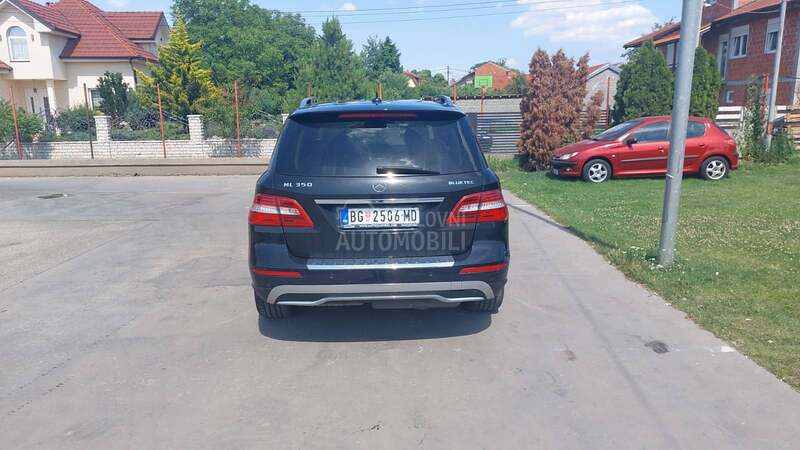 Mercedes Benz ML 350 BLUETEC 4 MATIC