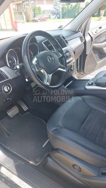 Mercedes Benz ML 350 BLUETEC 4 MATIC