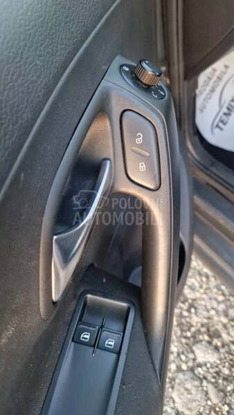 Volkswagen Polo 1.6 tdi DSG