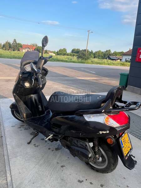 Kymco Yager GT50